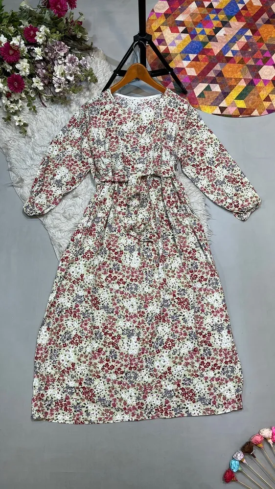 ساحلی آستین‌ بلند
