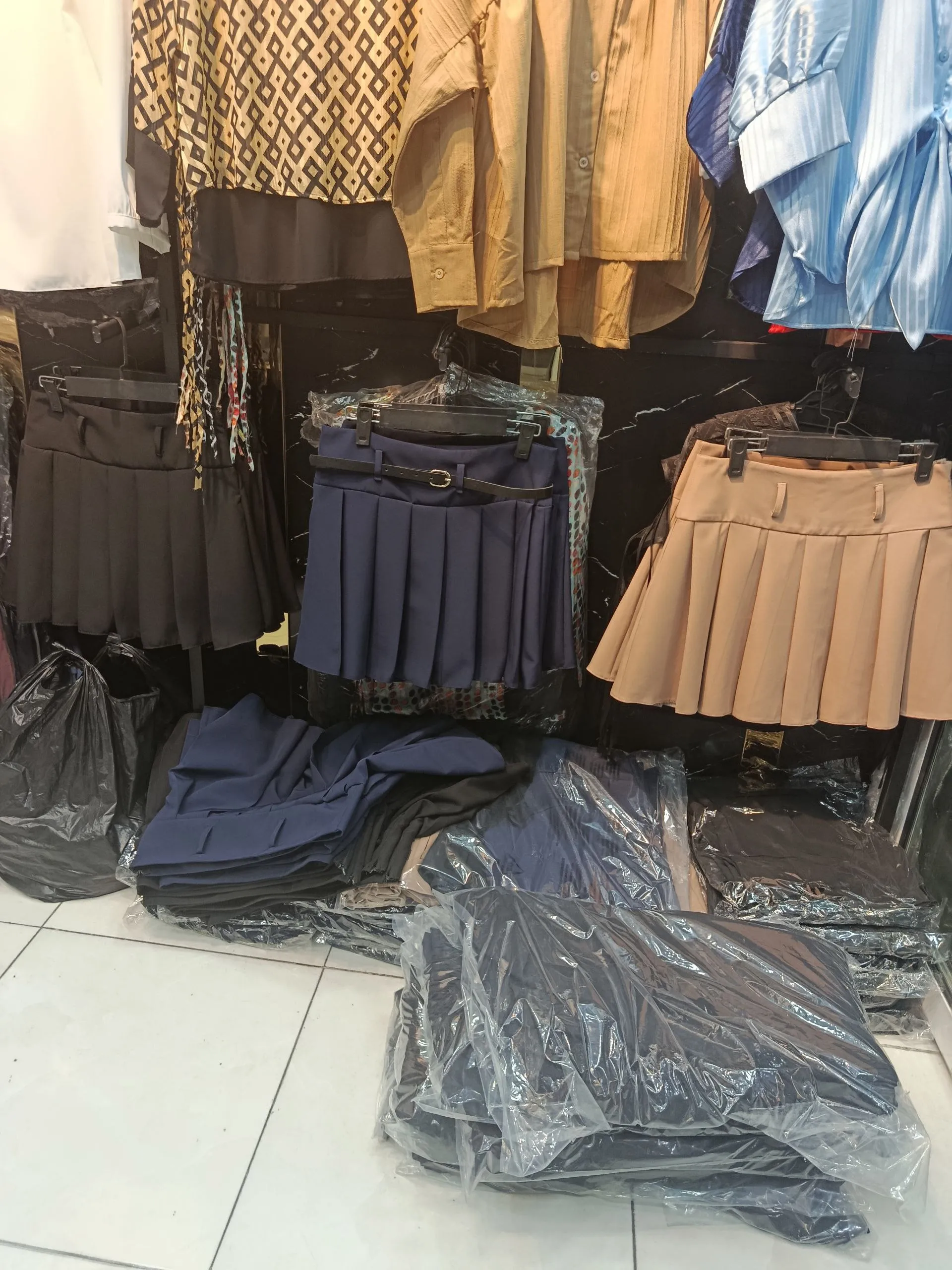 دامن پلیسه 2