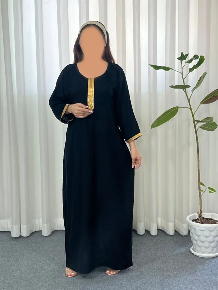 پیراهن ساحلی،طلاکوب