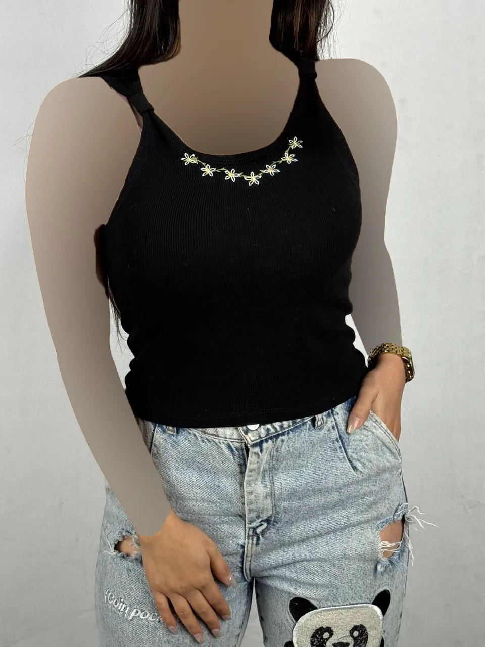 تاپ سرشونه گره ساده و گلدوزی