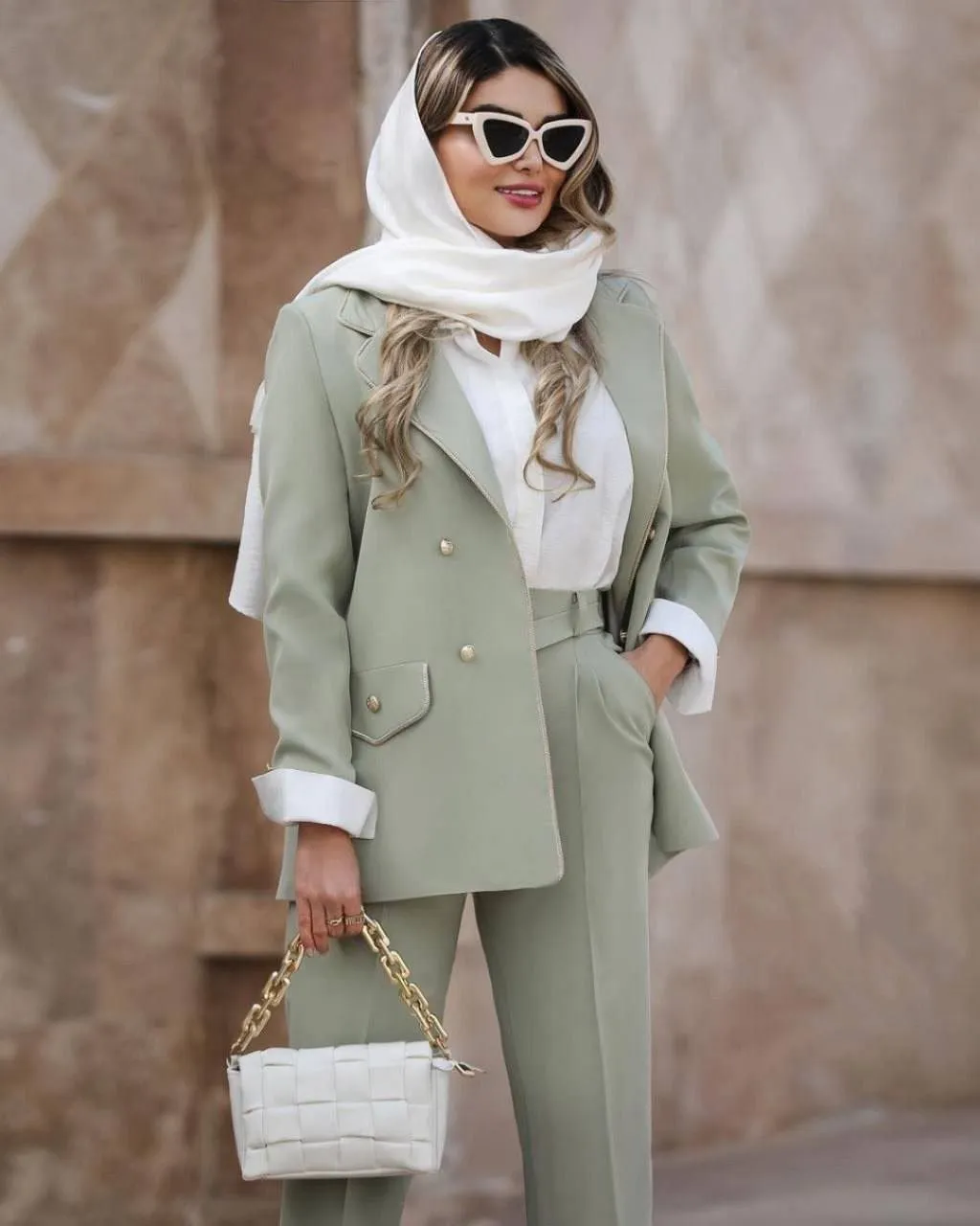 کت وشلوار (تارا)