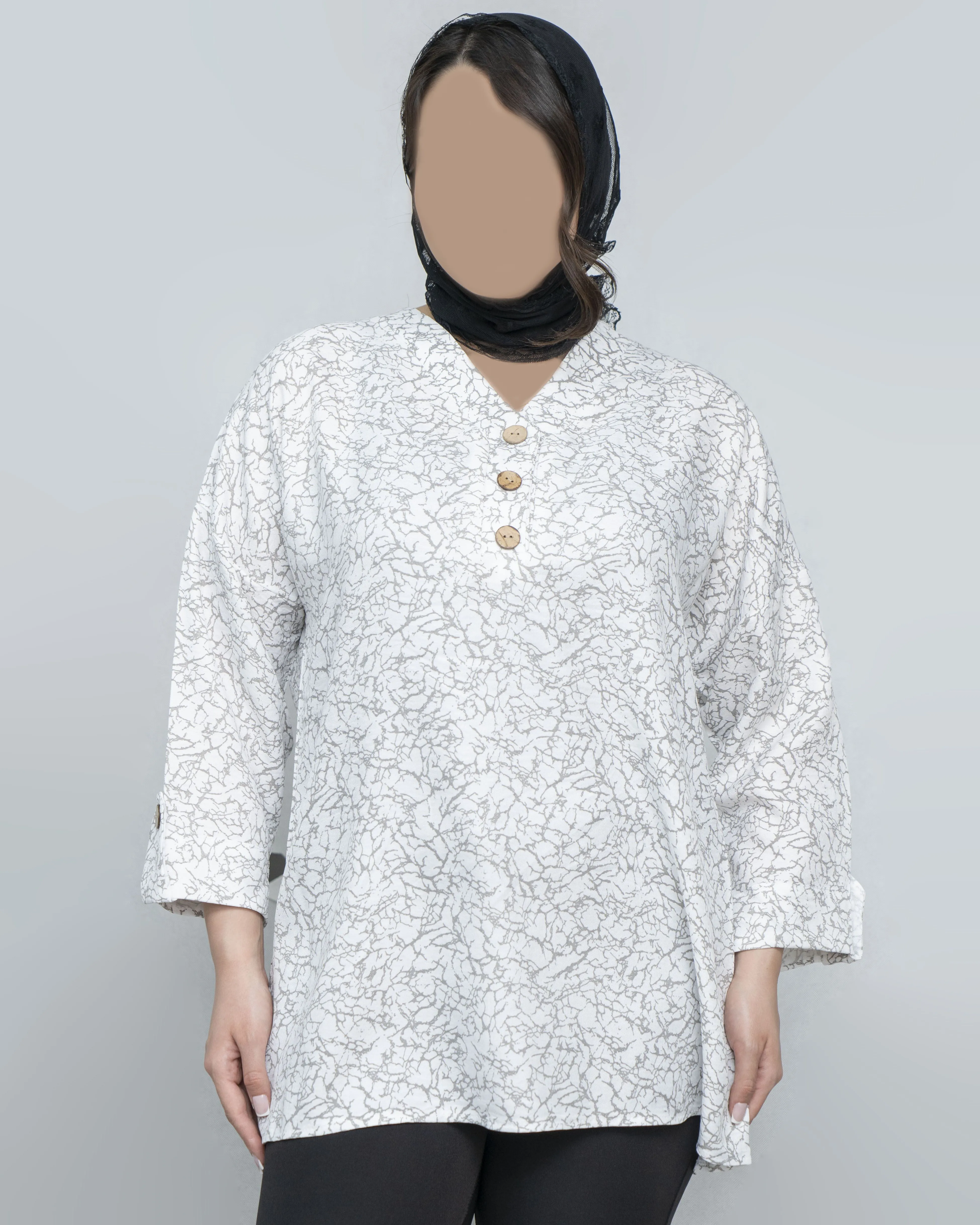 تونیک یقه v
